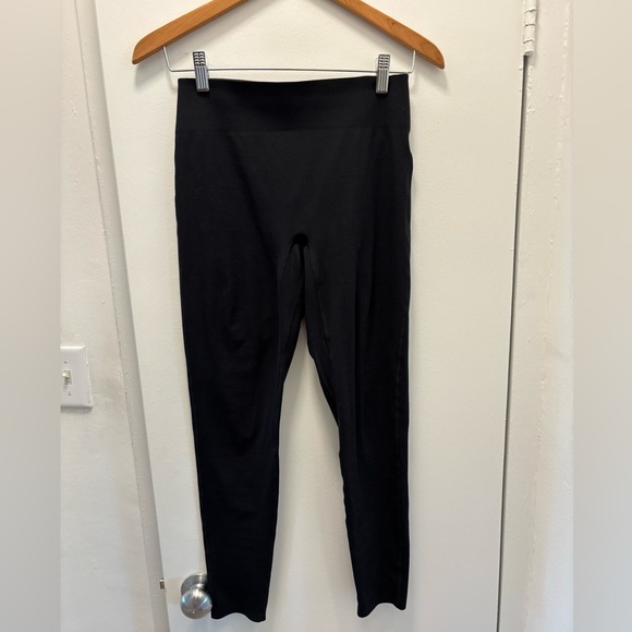 Bandier “Le Ore Bella Bonded Legging” in Black Size Small - Picture 3 of 11